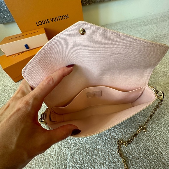 Louis Vuitton Pochette Felicie D.Azur - Picture 3 of 14